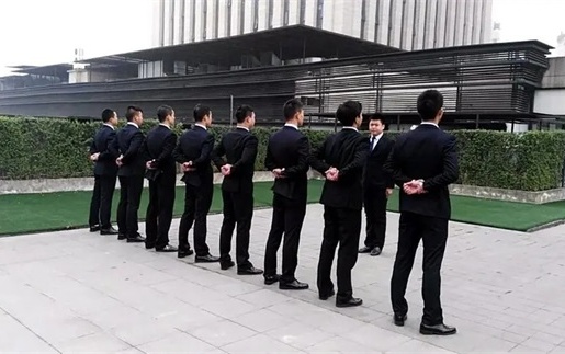 简阳信贷风险化解：老司机告诉你如何用合法手段保障资金安全